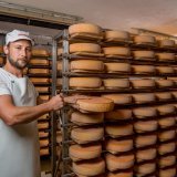 La fromagerie de Liddes est rentrée en Valais avec une médaille super-or.